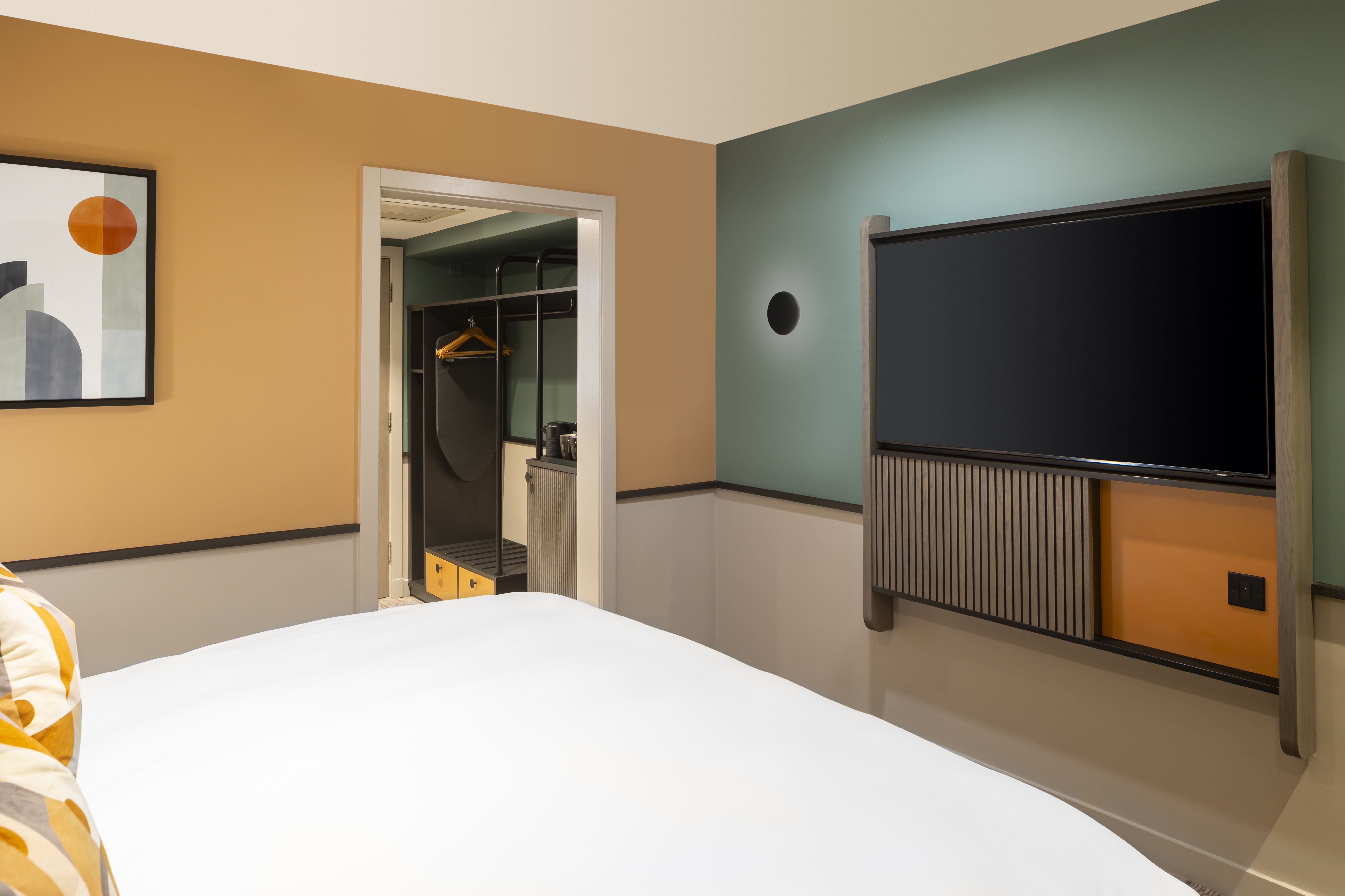 voco fareham solent by ihg