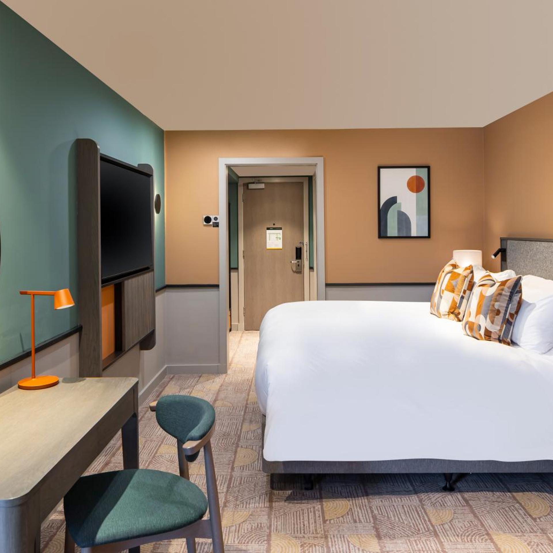 voco fareham solent by ihg