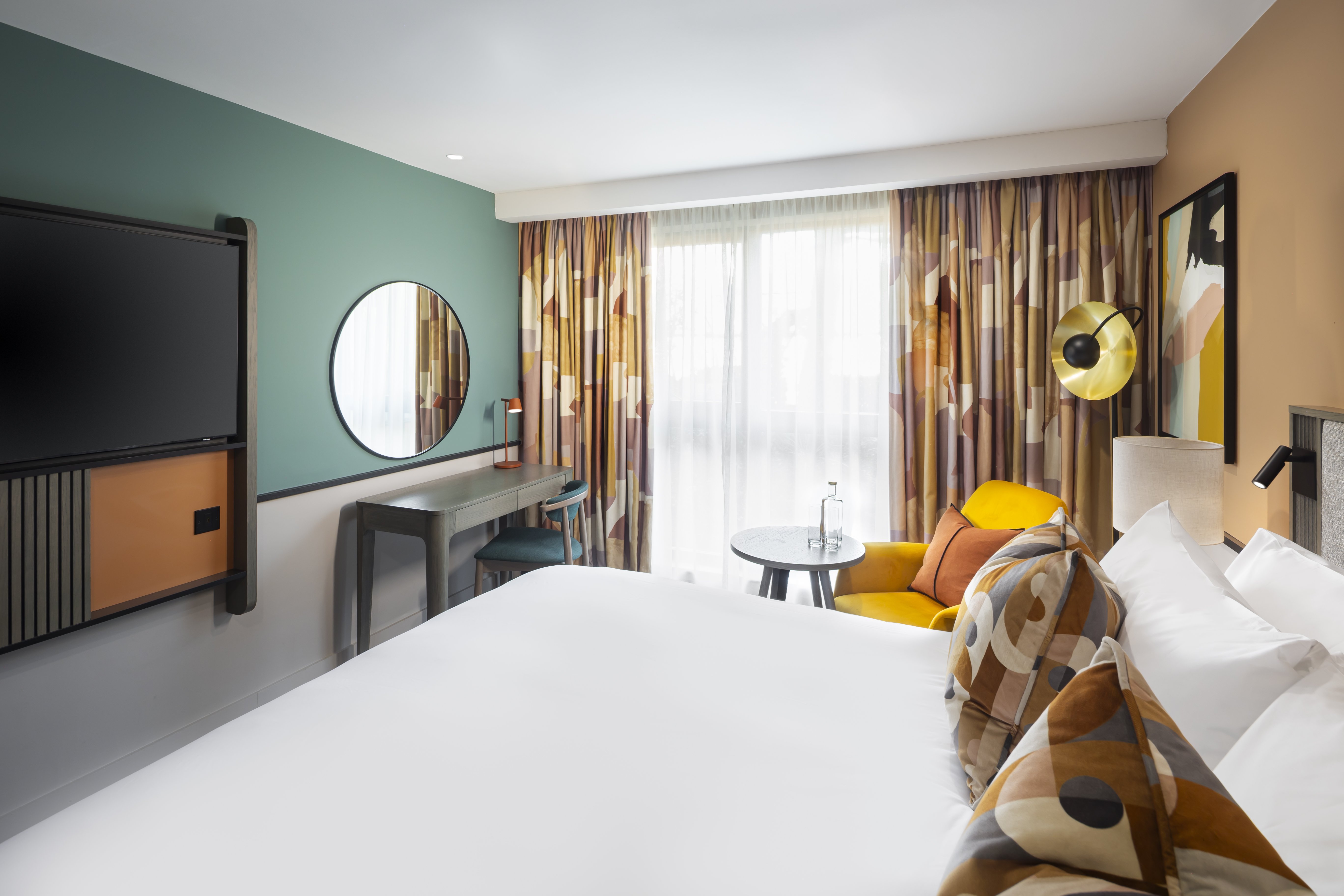 voco fareham solent by ihg