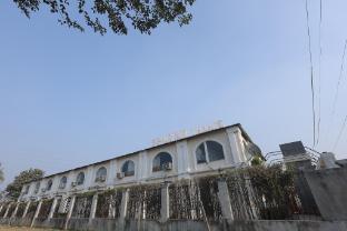 sparsh village club