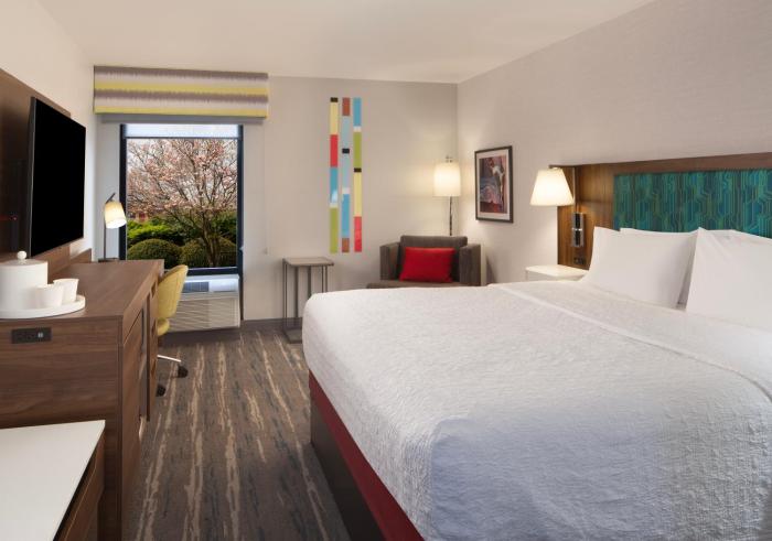 hampton inn athens