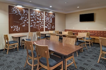 towneplace suites fayetteville cross creek