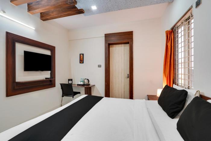 collection o 16990 sai shwetha grand arra