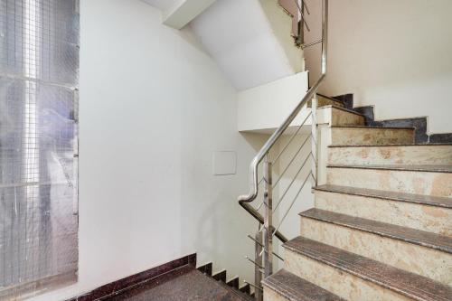 collection o 16990 sai shwetha grand arra