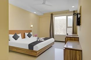 Collection O 80489 Hotel Moonlight,India>>Gurugram,3 star