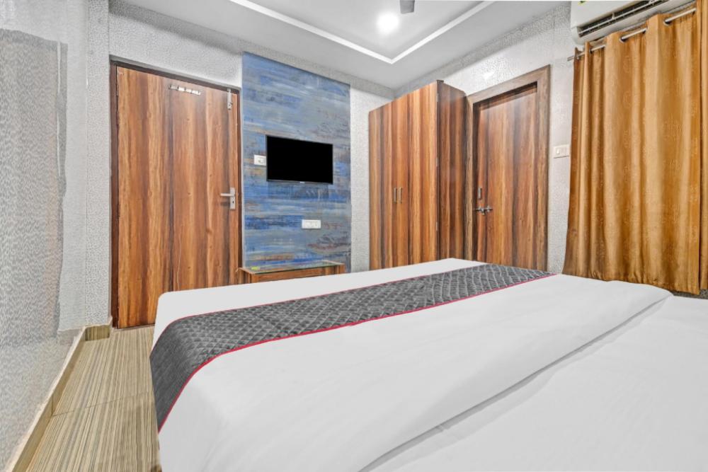 collection o 805283 hotel mohan paradise