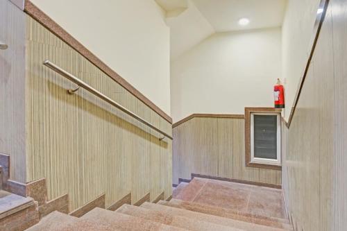 collection o 805283 hotel mohan paradise