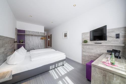 best living hotel arotel