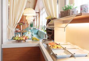 best living hotel arotel