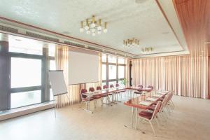 best living hotel arotel