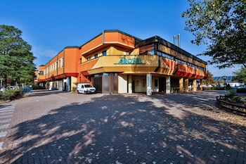 best living hotel arotel