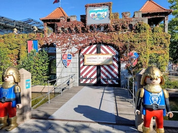 best living hotel arotel