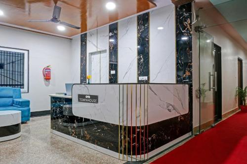 Collection O 702538 Navneeta Grand,Varanasi>>Kakarmatha,3 star