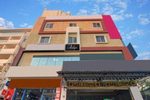 collection o hotel sahasra nearkondapur