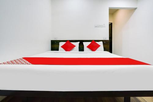 hotel o white villa