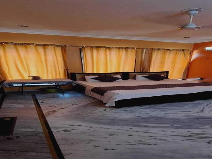 hotel o naveen residancy