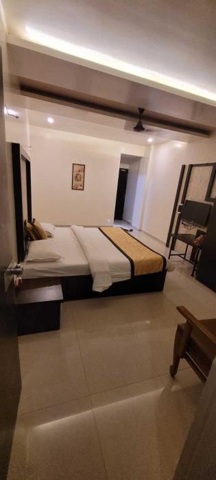 hotel o naveen residancy