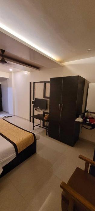 hotel o naveen residancy