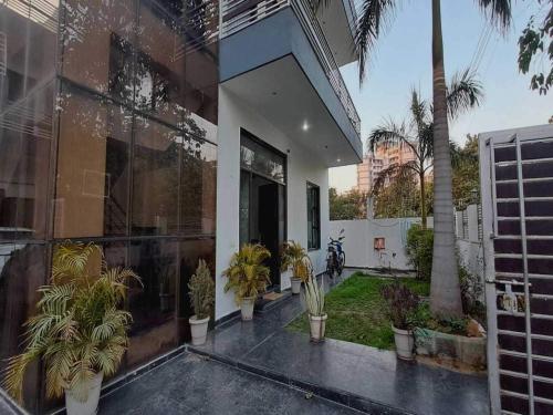 Hotel O Naveen Residancy,Manesar>>Gurugram,3 star