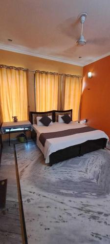 hotel o naveen residancy