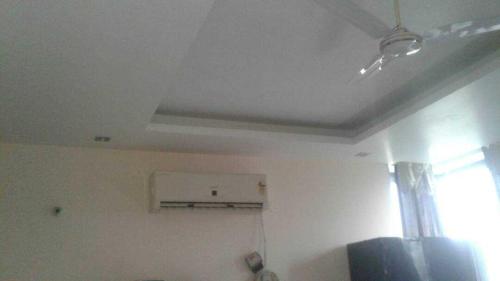 hotel o naveen residancy