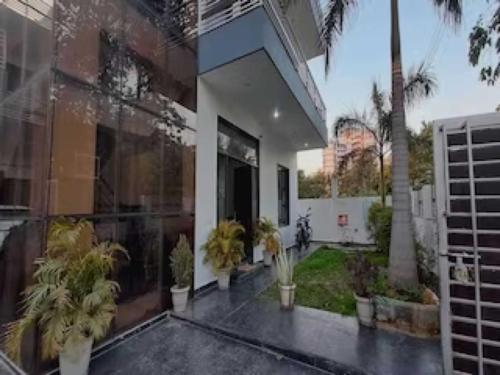 hotel o naveen residancy