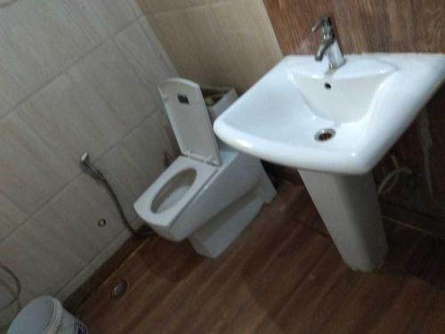 hotel o naveen residancy