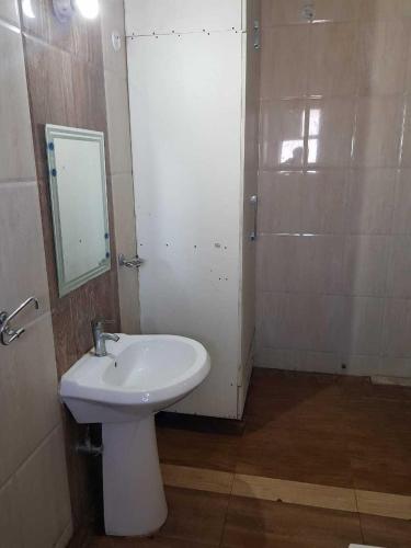 hotel o naveen residancy