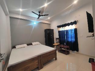 pop 80763a hotel kaushlendra palace