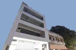 capital o 87074 townhouse govinda royal