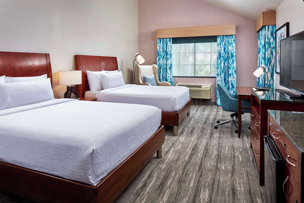 hilton garden inn valencia six flags
