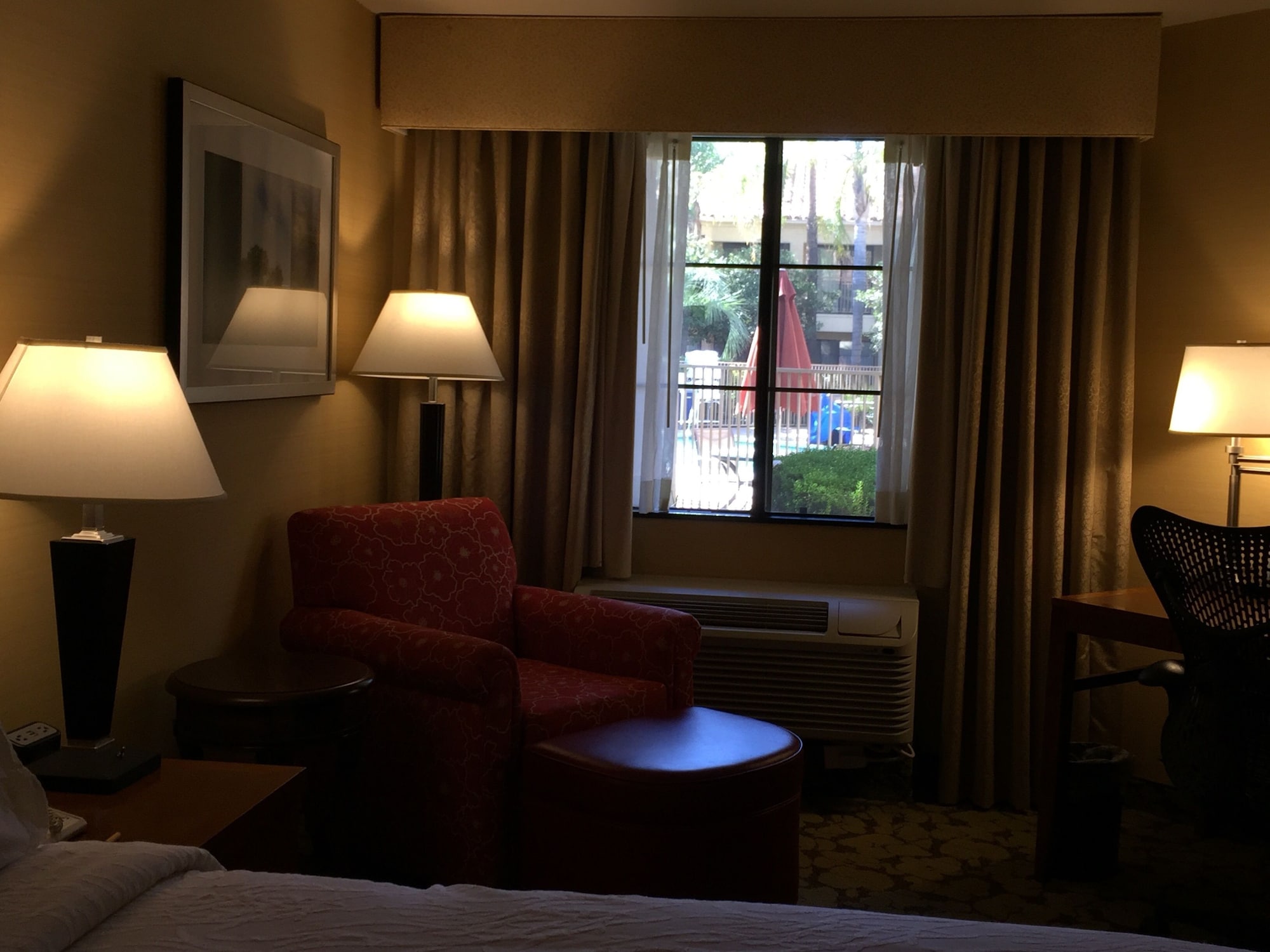 hilton garden inn valencia six flags