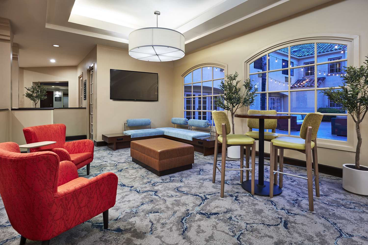 hilton garden inn valencia six flags