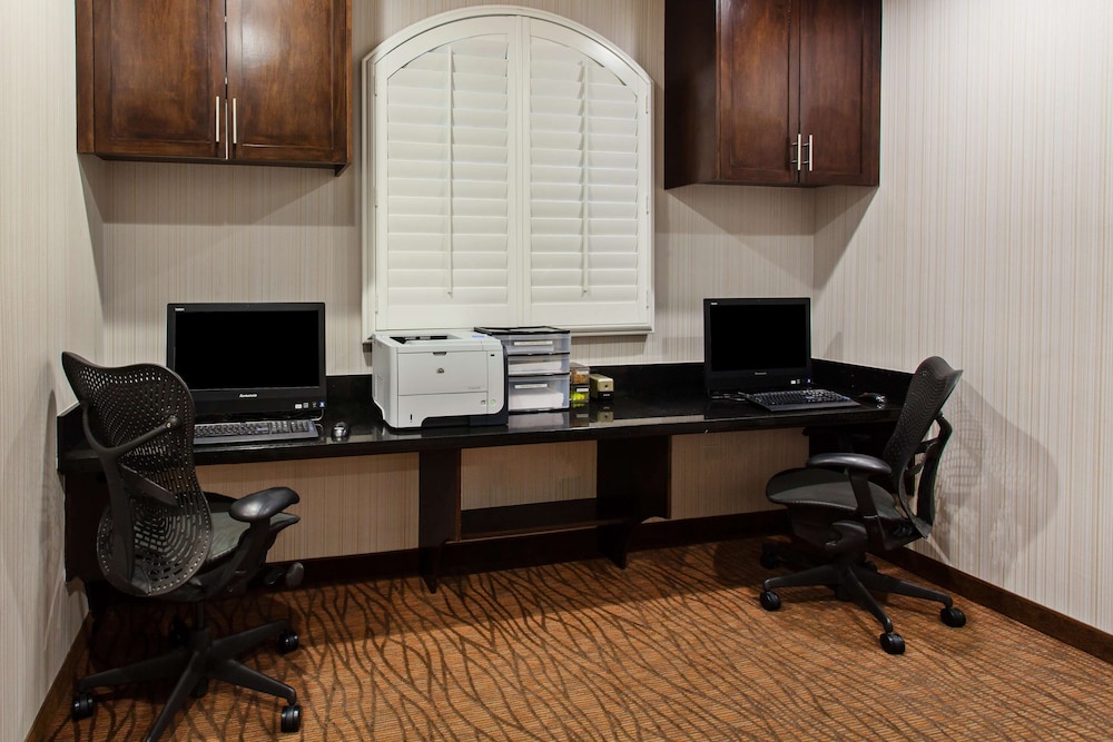 hilton garden inn valencia six flags