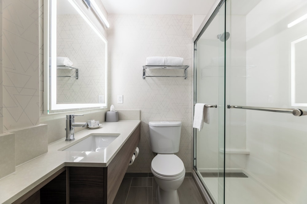 holiday inn express van nuys by ihg