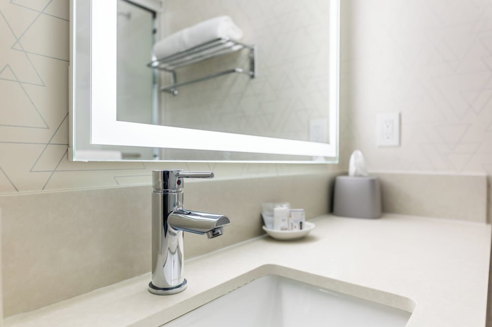 holiday inn express van nuys by ihg