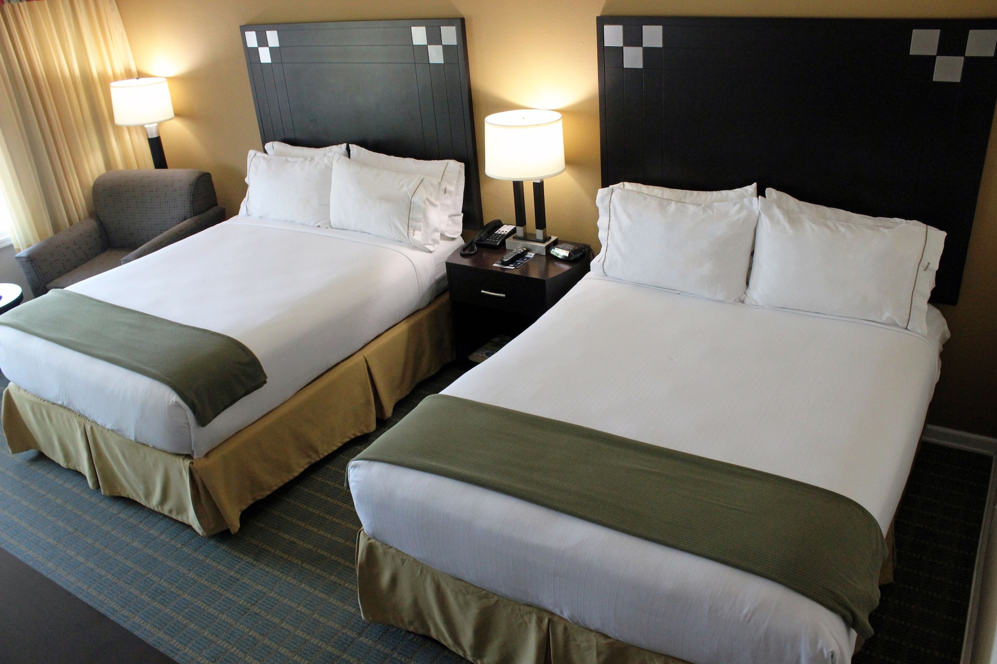 holiday inn express van nuys by ihg