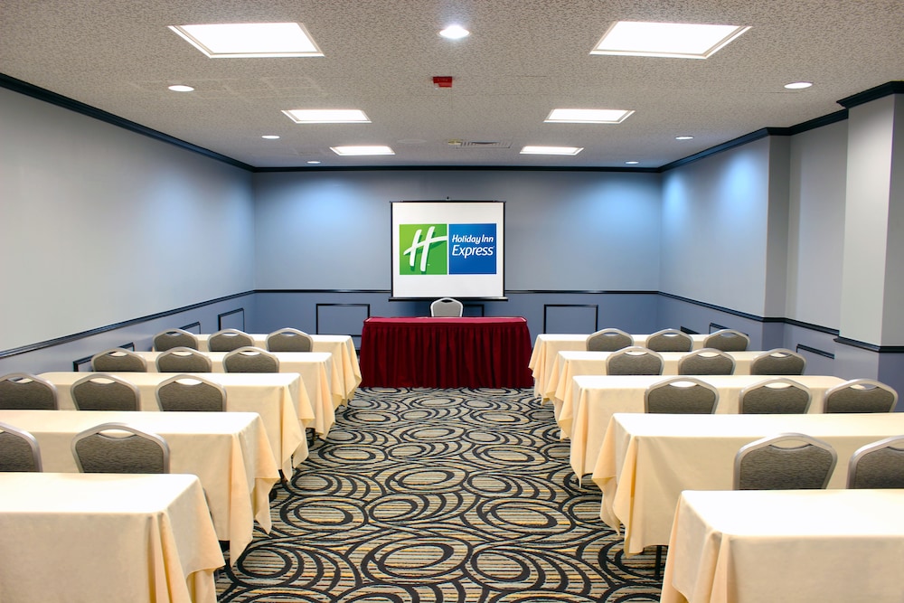 holiday inn express van nuys by ihg