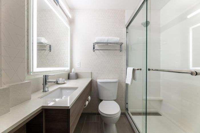 holiday inn express van nuys by ihg