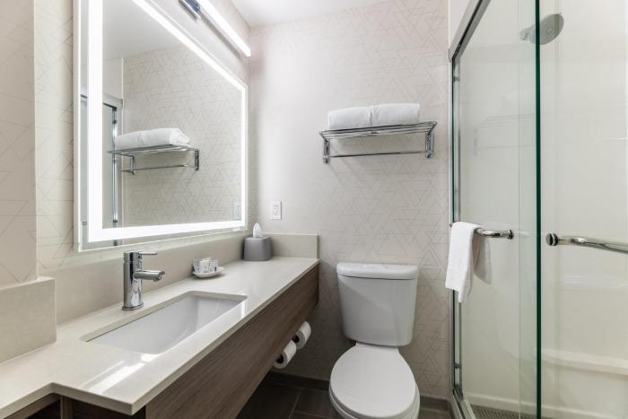 holiday inn express van nuys by ihg