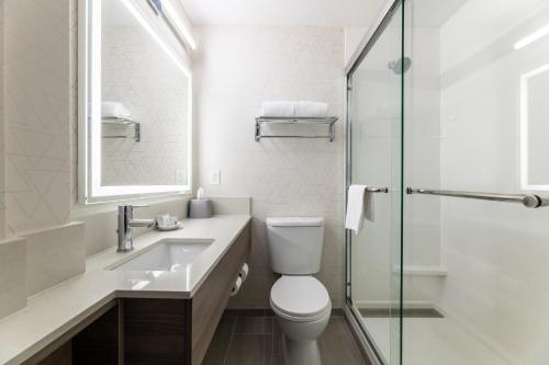 holiday inn express van nuys by ihg