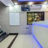 hotel plaza near byculla railway station