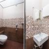 hotel plaza near byculla railway station