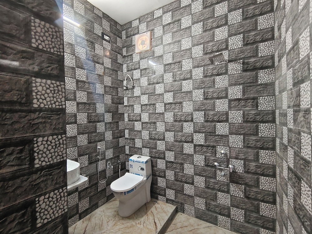 jawai wildlife safari camp