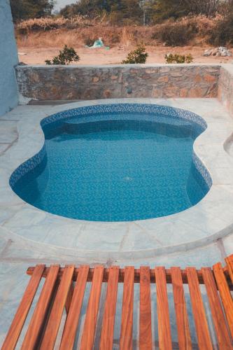 jawai wildlife safari camp