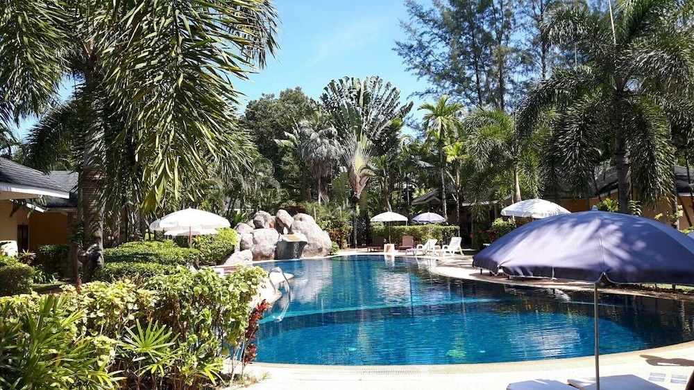 palm garden resort khaolak