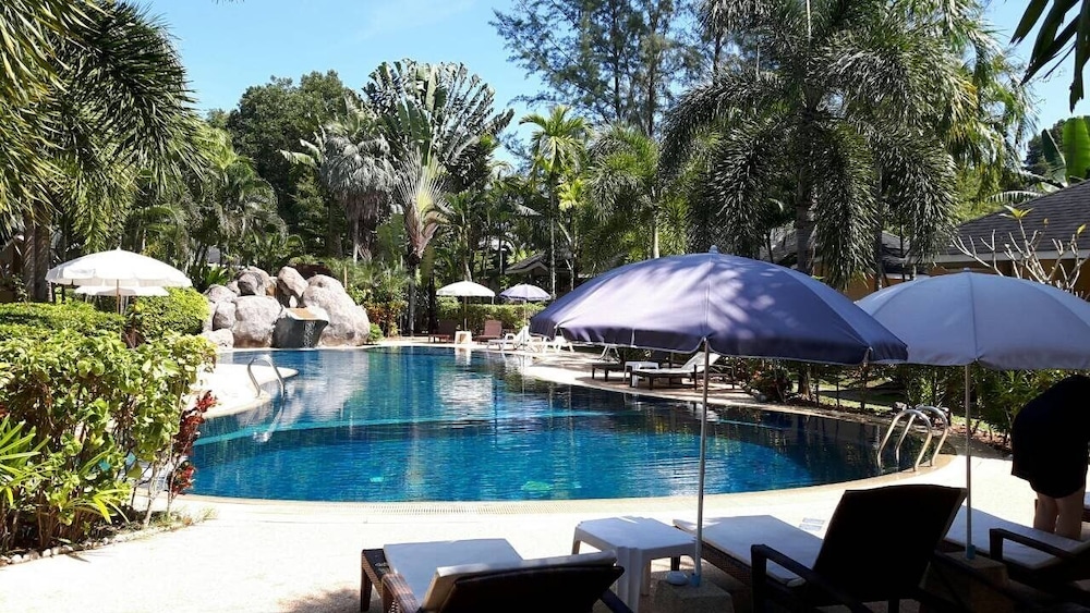 palm garden resort khaolak