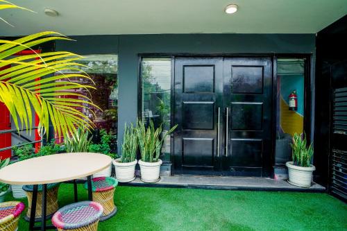 saltstayz sector 39 subhash chowk