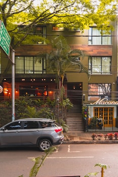 the somos flats provenza