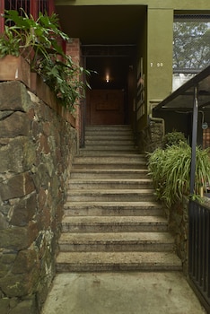 the somos flats provenza